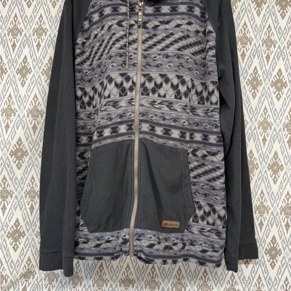 Gray and Black Zip Up Sweater with Geometric Pattern